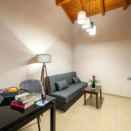 Apartment Filotimo Roofgarden *
